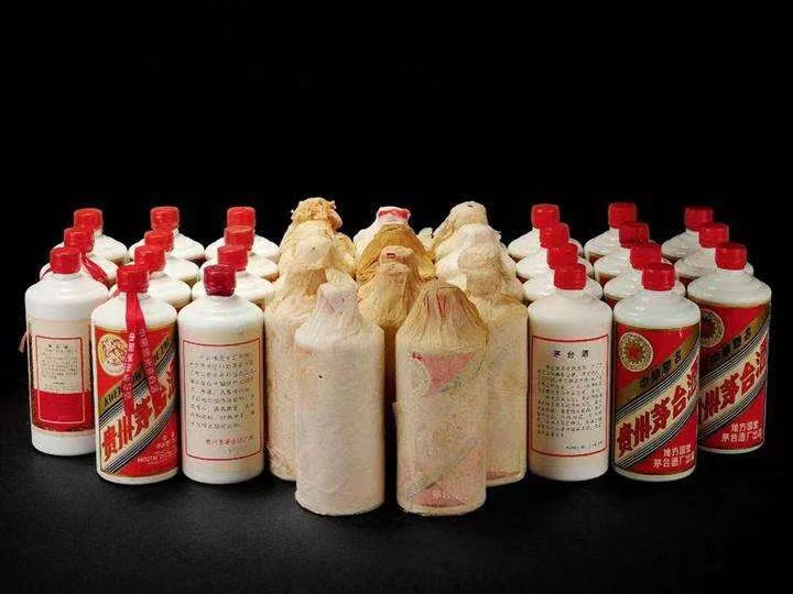 东至日照岚山回收酒价格哪里回收(附近上门回收茅台酒）?